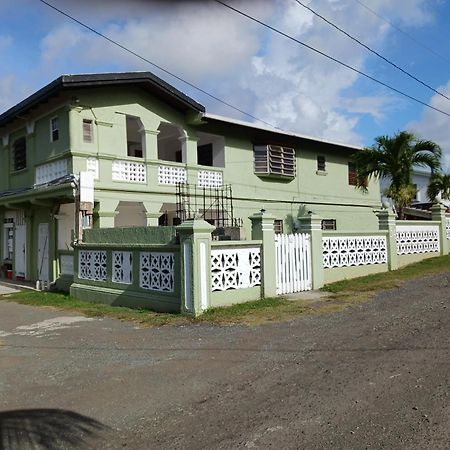 Conveniently Located, Quiet & Amp; Comfortable Christiansted Kültér fotó